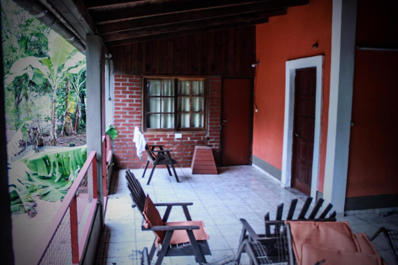 Hostel Haus Puerto Iguazu Ngoại thất bức ảnh