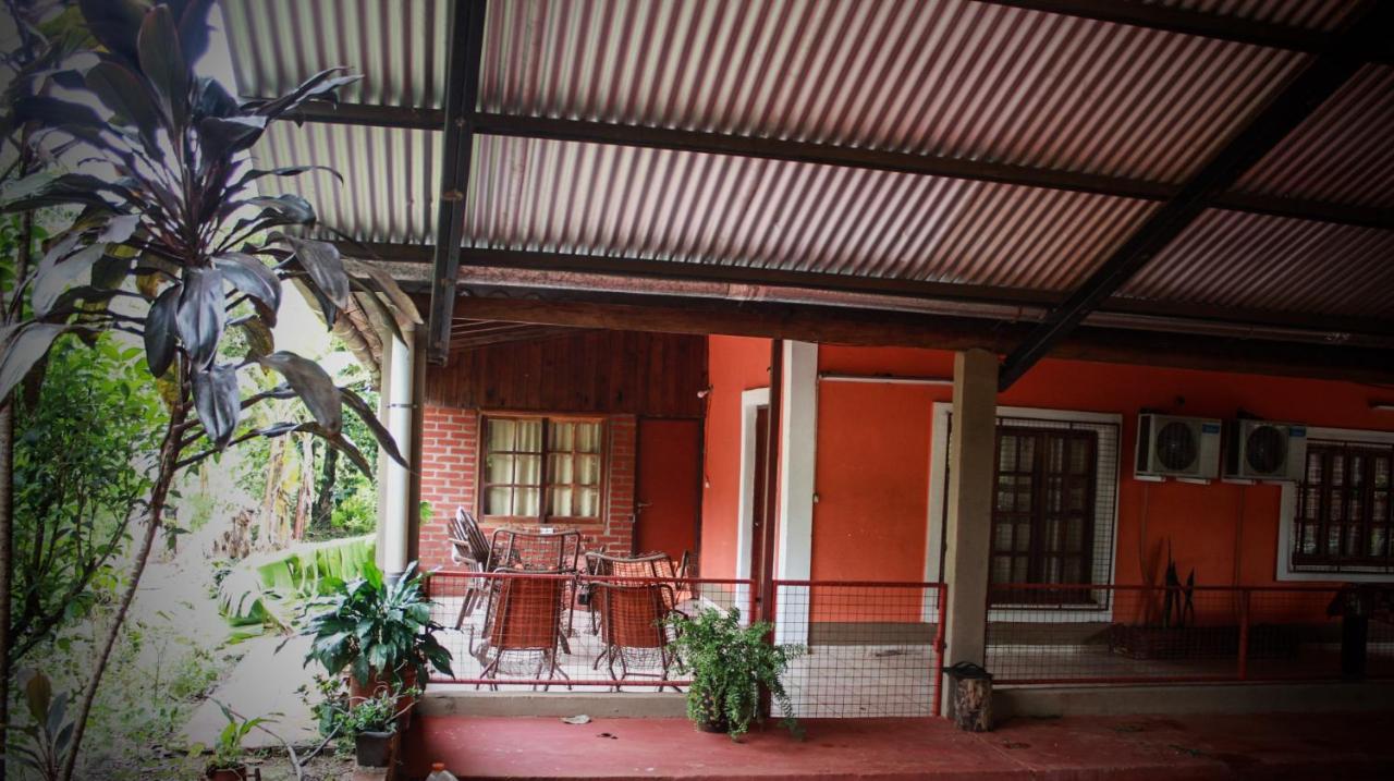 Hostel Haus Puerto Iguazu Ngoại thất bức ảnh