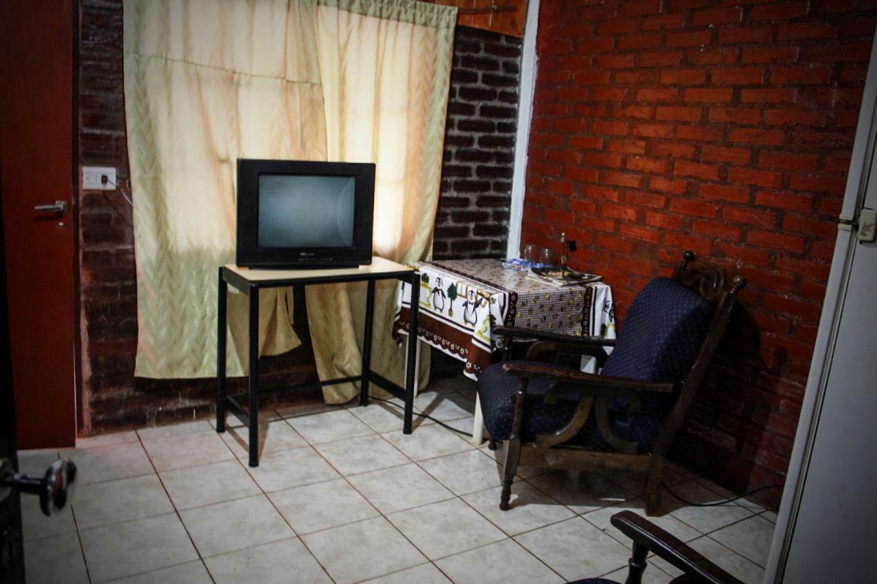 Hostel Haus Puerto Iguazu Ngoại thất bức ảnh